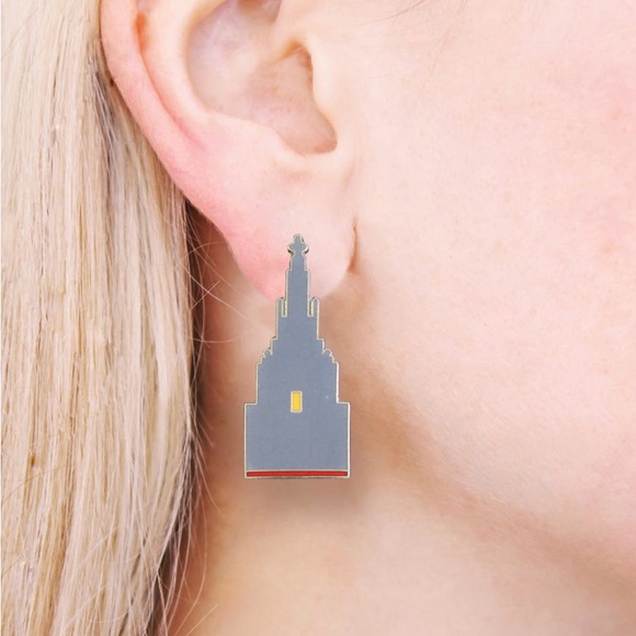 Acme SAN REMO Earrings by Robert AM Stern - Picture 2 of 4